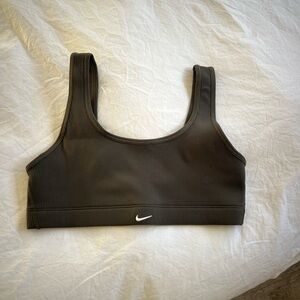 Nike Alate All U Light-Support Lightly Lined Ribbed Sports Bra
